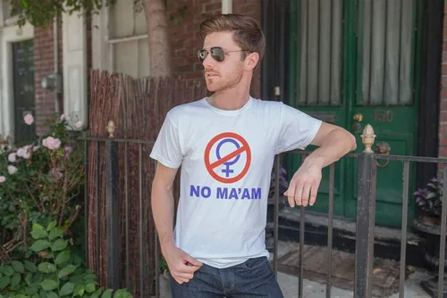 Vista 5 de NO MA'AM - Camiseta unisex divertida para fiesta de parodia de broma