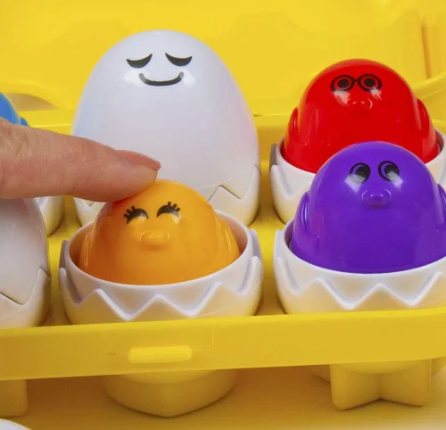 Vista 4 de Kidoozie Peek N Peep Eggs - Juguete de clasificación y apilamiento mentalmente estimulante para edades de 1 año en adelante, una forma divertida