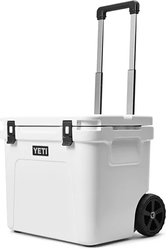 Vista 12 de YETI Roadie 60 - Hielera con ruedas y mango retráctil de periscopio