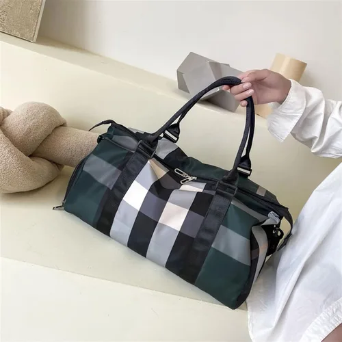 Vista 6 de GULRUH Bolsa de gimnasio, bolsas de gimnasio para mujeres y hombres con bolsillo para zapatos, de nailon, grande, a la moda, para viajes