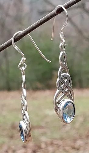 Vista 5 de Raindrops of Ireland - Pendientes de plata de ley con nudo celta simulado topacio azul, Metal, Topacio