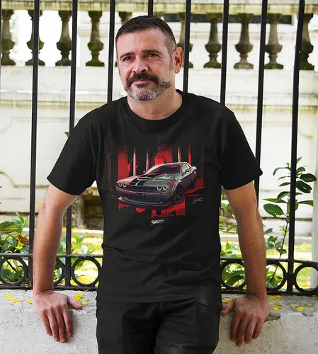 Vista 2 de Camiseta Challenger Widebody Front, Challenger, Muscle Car, camiseta Challenger
