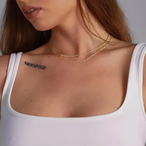 Vista 2 de ASCOMY Collares en capas para mujer, delicado collar de oro de 14 quilates chapado en oro de espiga para mujer, collar de cruz de perlas, clip