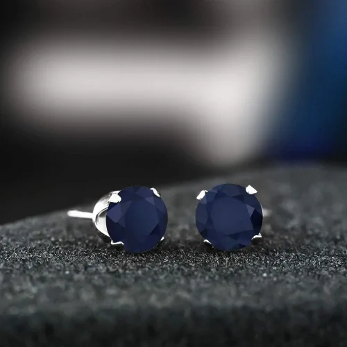 Vista 6 de Aretes de oro blanco de 10K genuino con perno de 4puntas (2,12quilates, 6mm, redondo), de zafiro color azul