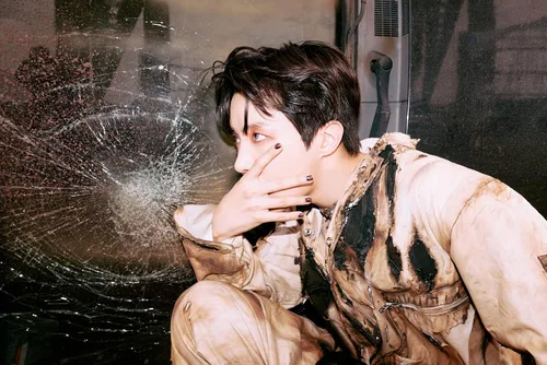 Vista 5 de BTS J-HOPE Jack In The Box Weverse Album A Version ContentsTracking Sealed