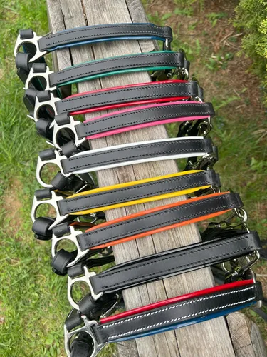 Vista 2 de Leaders - Cabestro de cuero de 3/4 pulgadas para caballos con placa de identificación grabada personalizada, halter de cuero con placa de nombre