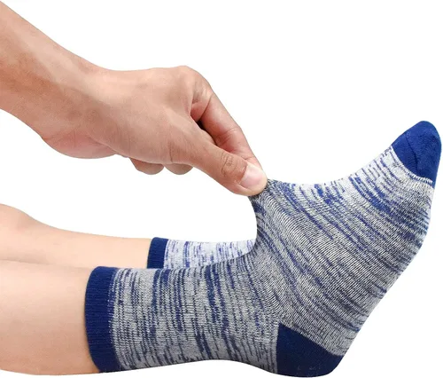 Vista 4 de SPTRAMLE Calcetines para niños 12 pares de calcetines para niños pequeños y niñas 1-14 años juego de calcetines deportivos de medio cojín