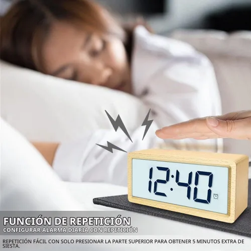 Vista 3 de Everwood - Relojes de alarma digitales grandes de madera para dormitorios con pantalla LCD de números grandes, función de repetición, funciona