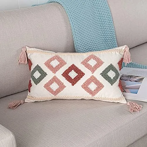 Vista 4 de Bonita funda de almohada lumbar tejida de algodón rosa con borlas y diamantes étnicos bohemios indios con borlas, funda de cojín acogedora