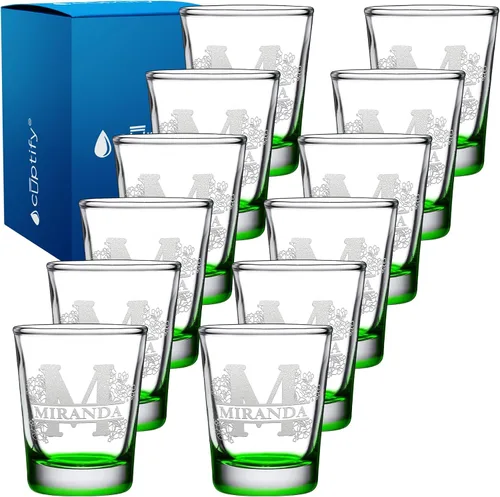 Vista 74 de Cuptify Inicial de cristal con monograma y nombre de 2 onzas, parte inferior negra grabada con texto personalizado para regalos, bodas, cumpleaños