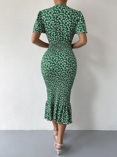 Vista 2 de Floerns Vestido midi ajustado de manga corta con cuello en V y estampado floral para mujer