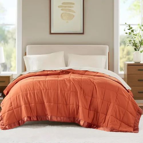 Vista 13 de Madison Park Edredón alternativo de plumón tamaño King para cama, borde Negro