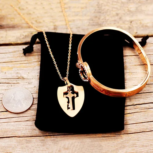 Vista 6 de Uloveido Collar con colgante de llave de escudo y pulsera de bloqueo para niñas y niños, juego de pulsera para hombres y mujeres, regalo