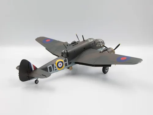 Vista 5 de ICM 48310 - Modelo de avión Bristol Beaufort Mk.I, Plástico Avión Militar Segunda Guerra Mundial Torpedo-Bombardero Británico. - Escala 1:48