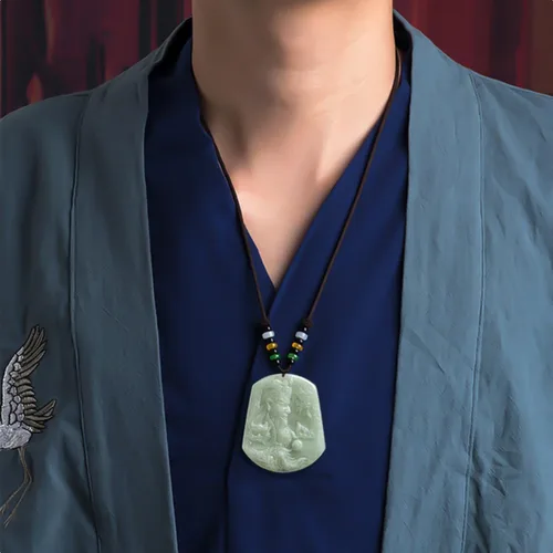 Vista 7 de 2.00 pulgadas autenticación natural hecho a mano jadeíta dios marcial Guan Yu Jade colgante hombres y mujeres Guan Yunchang collar Fengshui Jade