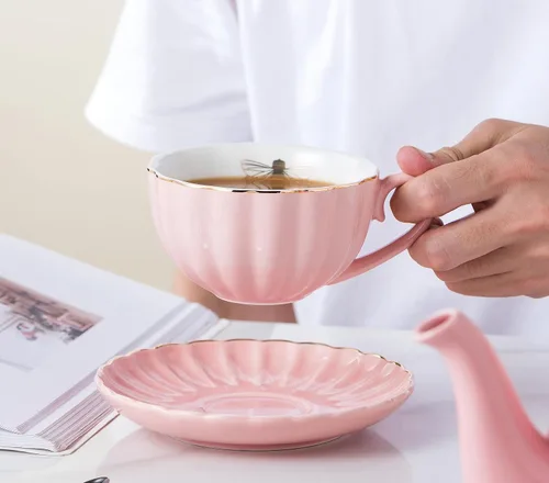 Vista 5 de CLAY TONIC- Juego de tazas de té y café de porcelana fina púrpura de 8 oz, tazas y platillos, con tetera, azucarero, jarra para crema, cucharaditas