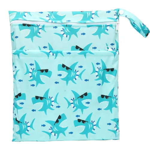 Vista 8 de Wet Bag - Bolsa de pañales de tela para bebé, reutilizable, lavable, con dos bolsillos con cremallera (mapache animal)