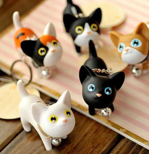 Vista 4 de Llavero con diseño de gato y gatito para automóvil, adorable bolsa Kawaii, juguete colgante, idea de regalo para niñas, mujeres y hombres