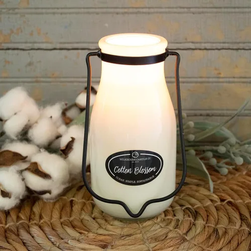 Vista 6 de Milkhouse Candle Company, Cotton Blossom, Creamery Glow Collection Vela perfumada de soya con aroma a flor de algodón: Vela en botella de leche, 14