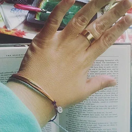 Vista 3 de Pura Vida - Pulsera 100 % impermeable, hecha a mano, con dije revestido y correa ajustable