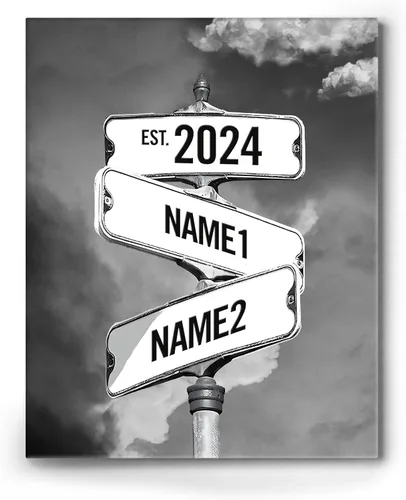 Vista 18 de Lienzo de letrero de calle vintage personalizado para parejas, nombre y fecha personalizados con tema de nube en blanco y negro, regalo de boda
