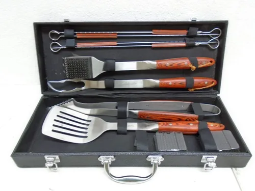 Vista 4 de Cuisinart CGS-2010 Premium Grill Set (10 piezas) y Cuisinart CGPR-221 Prensa de parrilla de hierro fundido (mango de madera), pesa 2.1 libras