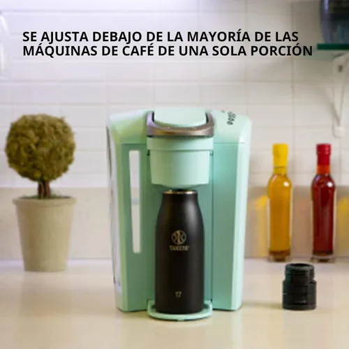 Vista 5 de Takeya Traveler - Taza de café de viaje de acero inoxidable con tapa abatible (17 onzas, rubor), taza aislada a prueba de fugas para café y té