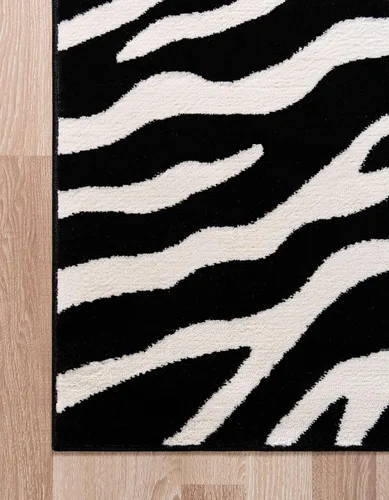 Vista 8 de Unique Loom Wildlife Collection - Okapi - Alfombra rectangular de 5 pies 3 pulgadas x 8 pies, color negro y crema