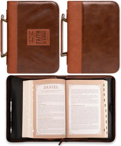 Vista 2 de Christian Art Gifts Funda clásica de piel sintética para la Biblia para hombres y mujeres: mantente firme en la fe - 1 Corintios 16:13 versículo