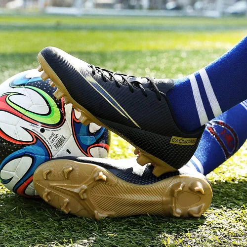 Vista 6 de Aiqzsh Zapatos deportivos de fútbol para hombre, zapatos de fútbol profesionales, transpirables para deportes al aire libre, corrercompetencia