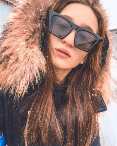 Vista 3 de Dollger Gafas de sol cuadradas de ojo de gato para mujer, a la moda, retro, clásicas, con protección UV400