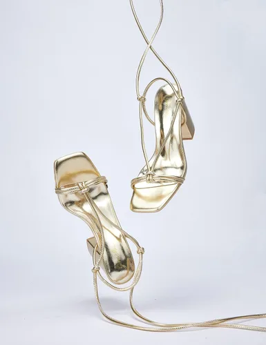 Vista 7 de GENSHUO Sandalias de punta cuadrada para mujer, con cordones, tacones altos y gruesos, sandalias de tiras de tacón de bloque, zapatos de vestir