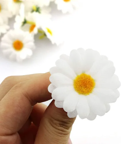 Vista 3 de IVYRISE 100 cabezas de flores artificiales blancas de 1.5 pulgadas para bodas, fiestas y manualidades