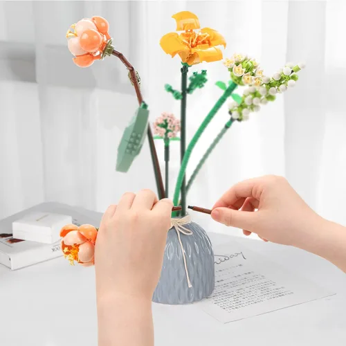 Vista 4 de MEIEST Mini bloques de construcción, ramo de flores, conjunto de modelo de plantas, flores artificiales creativas de bricolaje, colección botánica