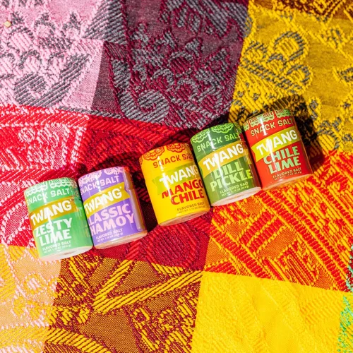 Vista 3 de Twang erz Snack Topping, Chile Lime, coctelera de 1.15 onzas (paquete de 20)