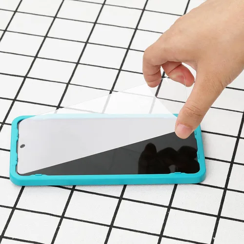 Vista 3 de Ibywind Protector de pantalla para Redmi Note 10 5G/Poco M3 Pro 5G, con 2 piezas de vidrio templado, 1 protector de lente de cámara, 1 película
