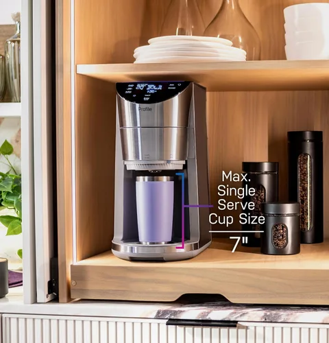 Vista 4 de GE Profile Smart Grind & Brew - Cafetera con Servicio Individual sin Cápsulas, Depósito de Agua de 90 oz, Jarra Térmica de 10 Tazas, Control de Voz