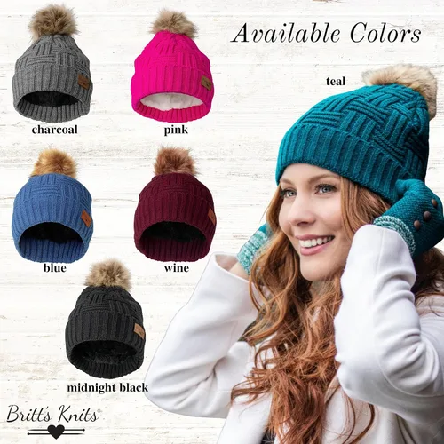 Vista 4 de Britt's Knits Sombrero de punto forrado de felpa con pompón para mujer