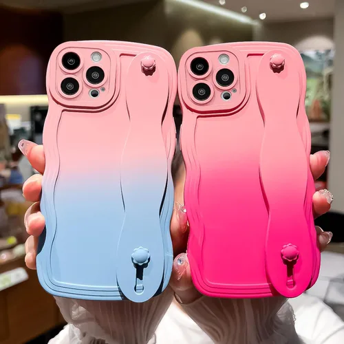 Vista 3 de Funda para iPhone 15 Pro Max con correa para la muñeca, linda funda ondulada y rizada para lente de cámara de color degradado, silicona suave, a