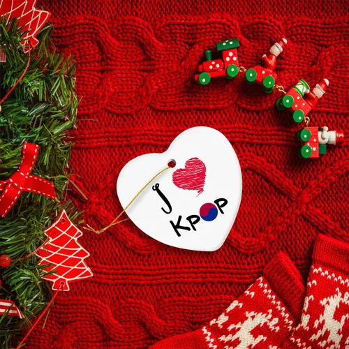 Vista 3 de Adorno de Navidad Kpop Adornos colgantes decorativos de cerámica regalo para amigos y familia