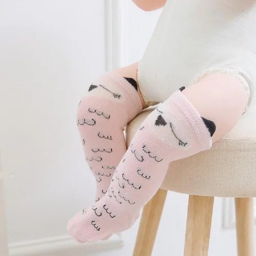 Vista 6 de 8 pares de calcetines antideslizantes a la rodilla para niños y niñas