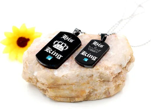 Vista 5 de Uloveido Juego de 2 collares de titanio con placa de identificación de orgullo gay o lesbiana para su rey y su reina SN125 (negro, dorado)
