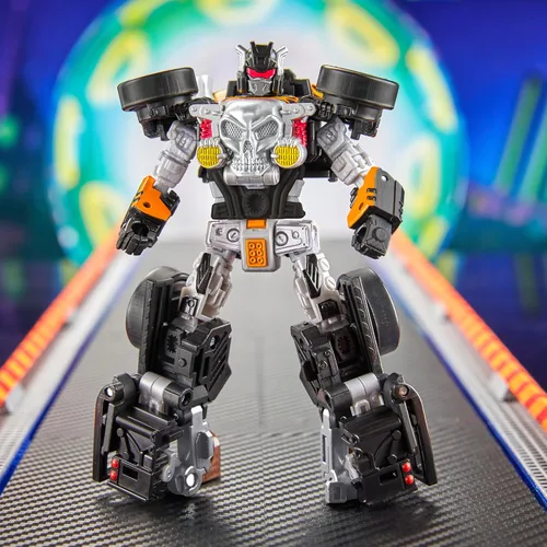 Vista 5 de Transformers Colaborative Hot Wheels x Bone Shaker, figura de acción de robot de clase de lujo de 5 pulgadas que se convierte en automóvil, juguetes