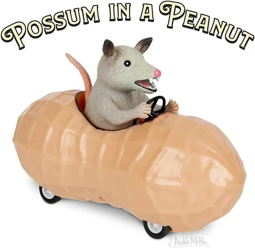 Vista 2 de Archie McPhee Opossum en un auto de juguete de retroceso de maní (12967)