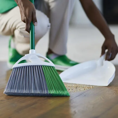 Vista 4 de Libman Commercial 206 - Escoba angular de precisión con bandeja para el polvo, mango de acero, 11 pulgadas de ancho, verde y blanco (paquete de 4)