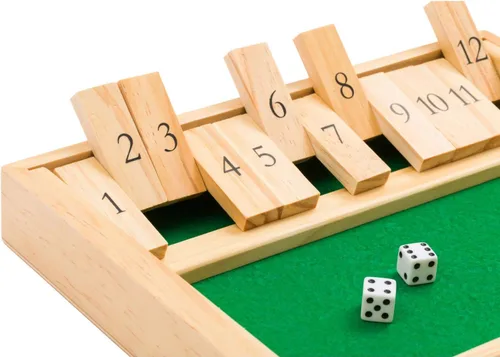 Vista 4 de Regal Games - Juego de mesa «Shut the box», juego matemático divertido con tablero de madera para adultos y niños - Juego de dados de 12 casillas