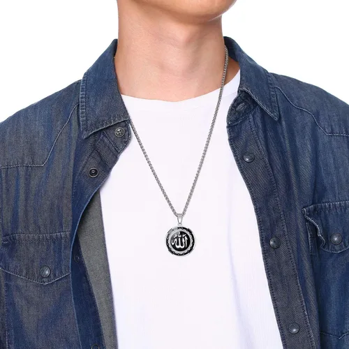 Vista 7 de UMtrade - Collar con colgante redondo de acero inoxidable para hombres y mujeres