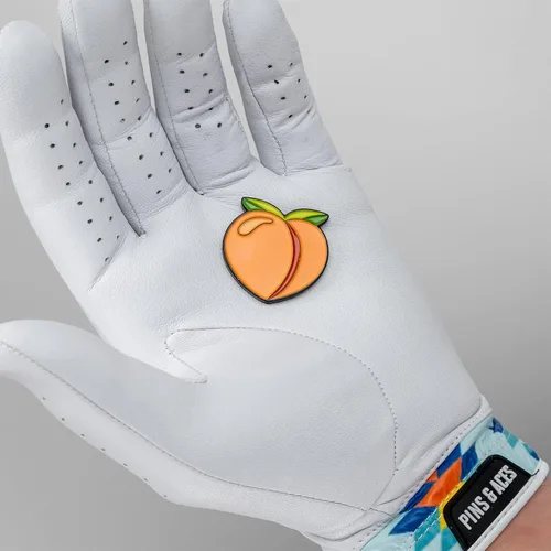 Vista 3 de Pins & Aces Marcador de pelota de golf, metal premium, pintura esmaltada única, diseño personalizado, se fija a cualquier imán, añade