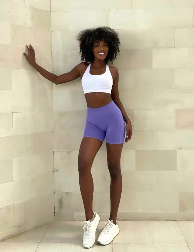 Vista 5 de CELER Pantalones cortos de entrenamiento para mujer, sin costuras, para gimnasio, cintura alta, pantalones cortos de yoga atléticos