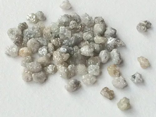 Vista 4 de Gems For Jewels Diamante en bruto gris brillante de 0.079-0.197 in, diamante en bruto gris, diamante sin cortar, diamante gris, diamantes sueltos